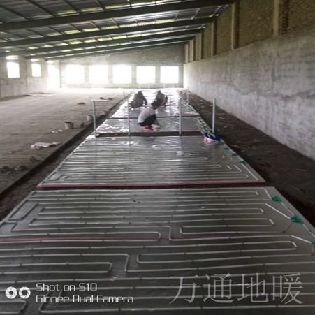 种猪场地暖板 碳纤维地暖养殖地暖厂家供应